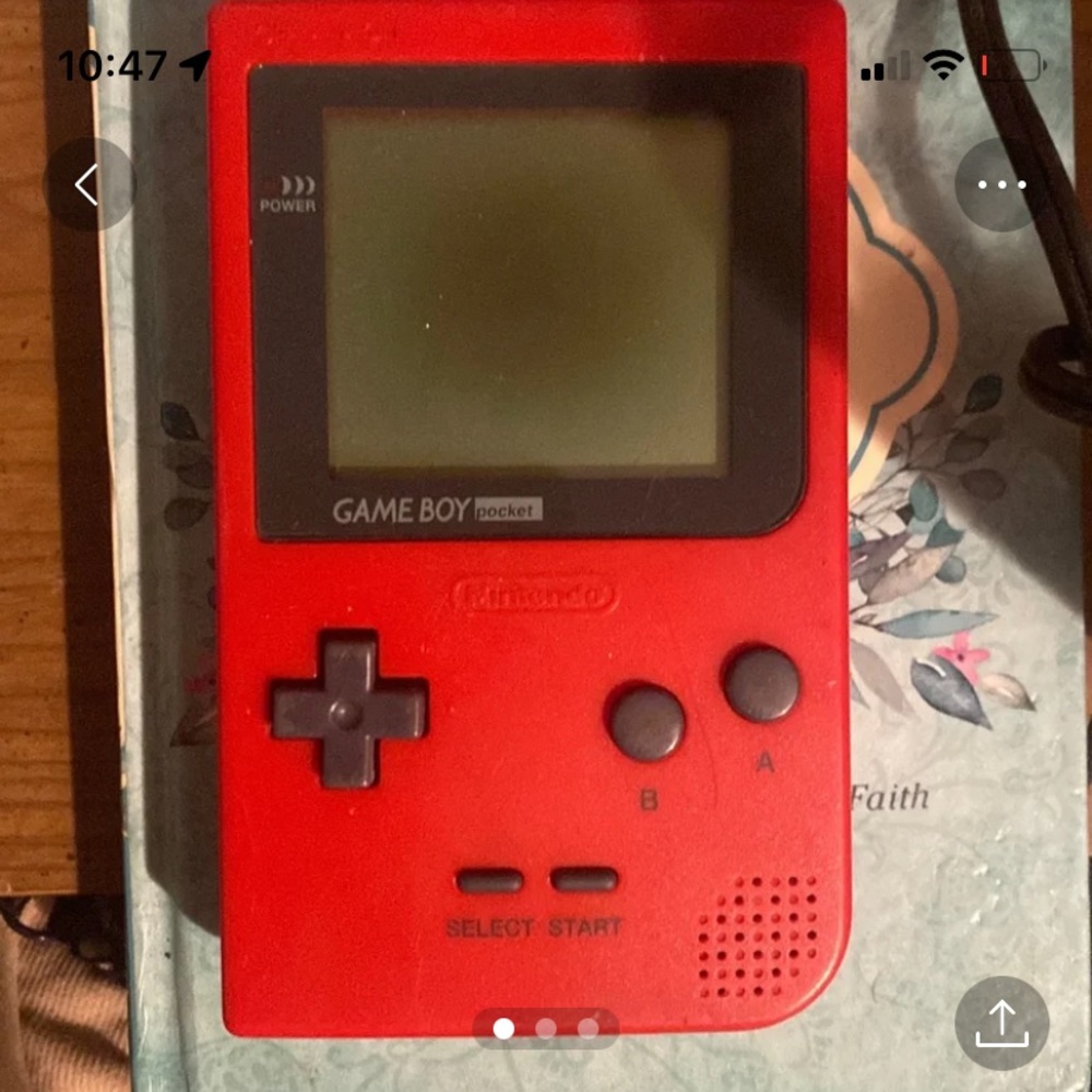 Nintendo Gameboy Color. I’m great Condition .